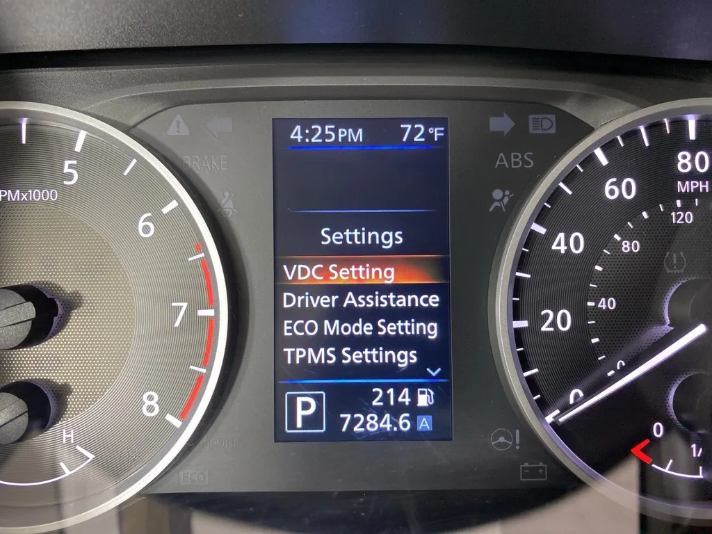 2022 Nissan Sentra S photo 21