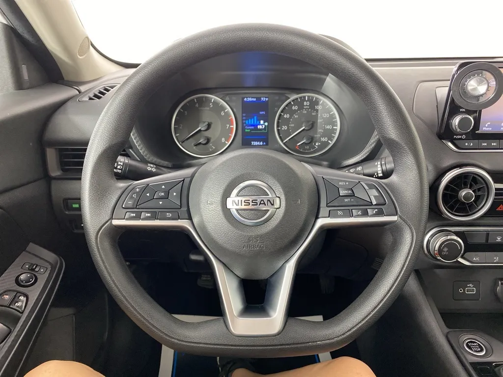 2022 Nissan Sentra S photo 10