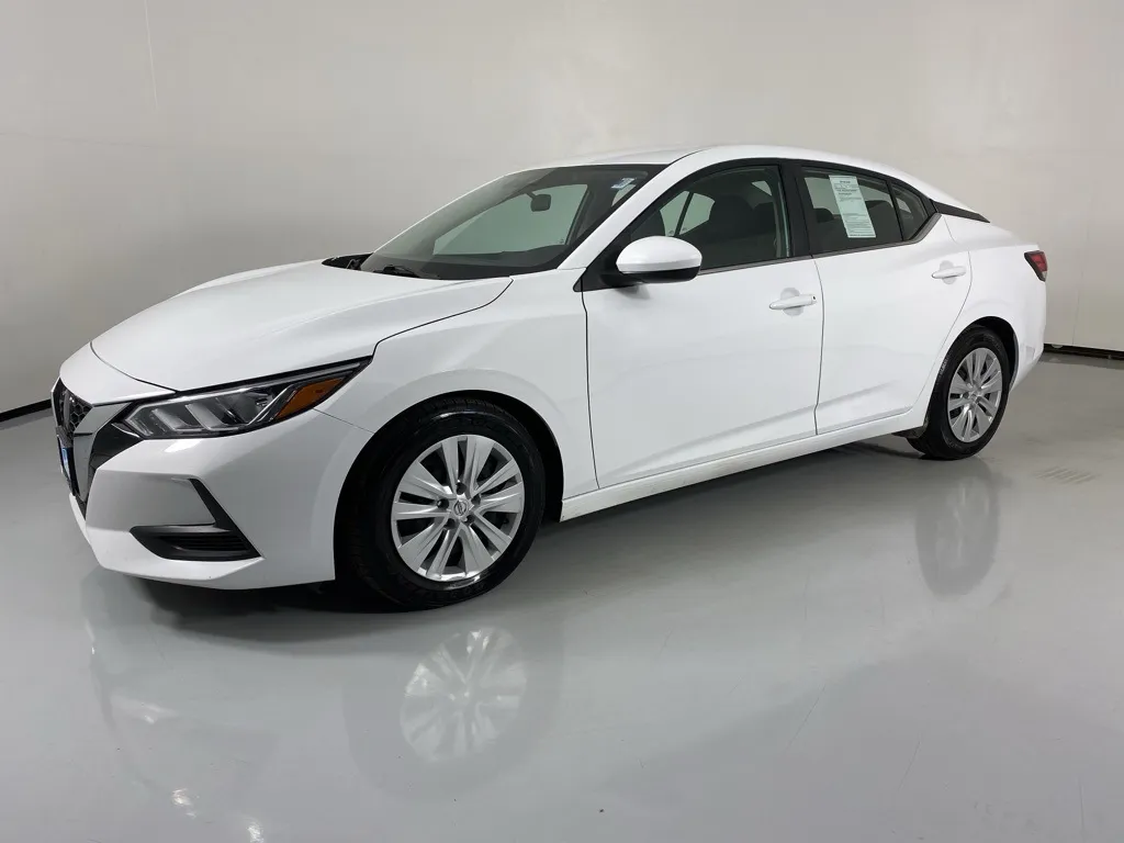 2022 Nissan Sentra S photo 25