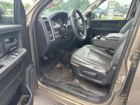 More photos of 2014 Ram 1500 Tradesman at MAG Auto - Munsterman Automotive Group, MO