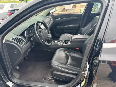More photos of 2017 Chrysler 300 C at MAG Auto - Munsterman Automotive Group, MO