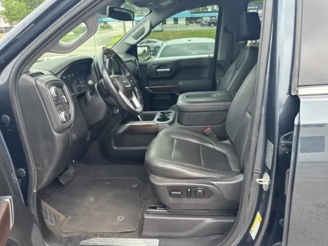 More photos of 2019 GMC Sierra 1500 SLT at MAG Auto - Munsterman Automotive Group, MO