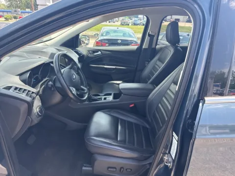 More photos of 2019 Ford Escape SEL at MAG Auto - Munsterman Automotive Group, MO