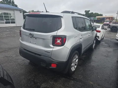 More photos of 2016 Jeep Renegade Latitude at MAG Auto - Munsterman Automotive Group, MO