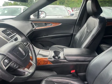 More photos of 2020 Lincoln Nautilus Reserve at MAG Auto - Munsterman Automotive Group, MO