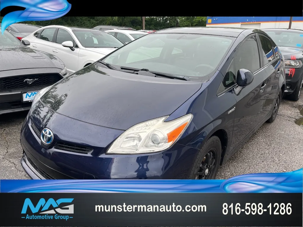 Blue 2015 Toyota Prius One for sale in Blue Springs, MO