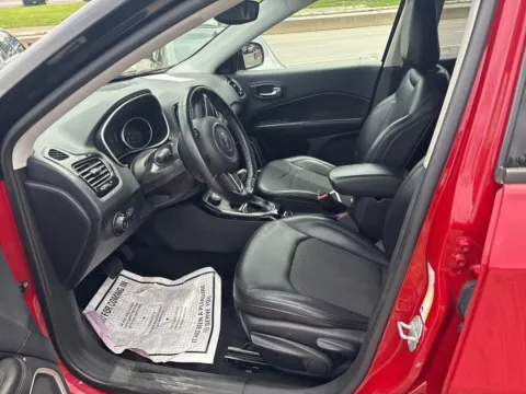 More photos of 2019 Jeep Compass Altitude at MAG Auto - Munsterman Automotive Group, MO