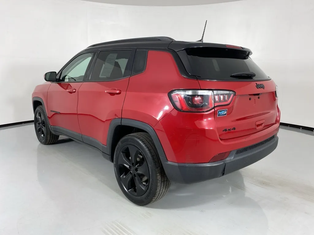 2019 Jeep Compass Altitude photo 2