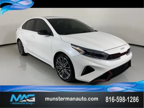 White 2022 Kia Forte GT for sale in Blue Springs, MO