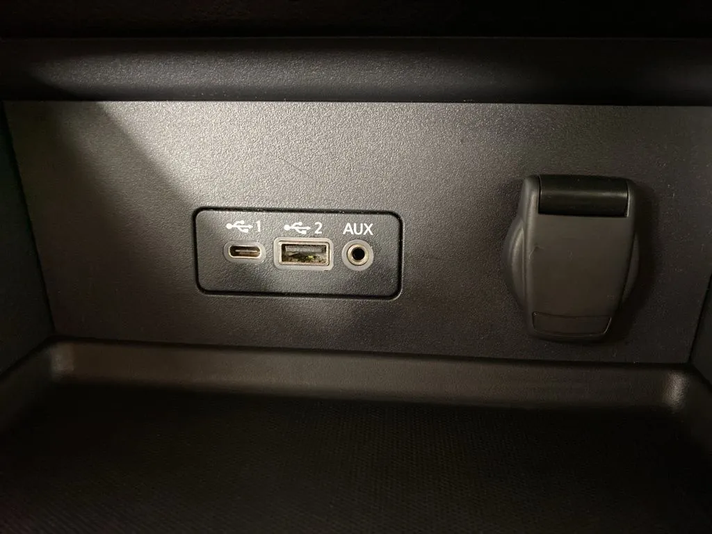 2023 Nissan Sentra SV - Photo 21