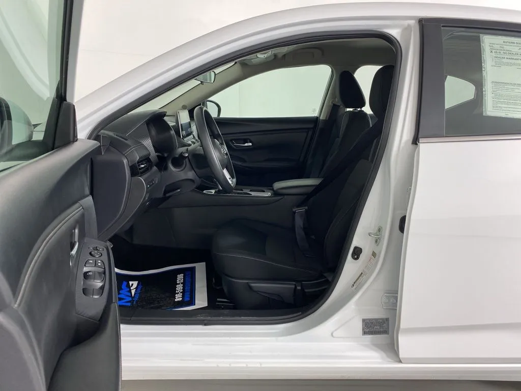 2023 Nissan Sentra SV - Photo 11