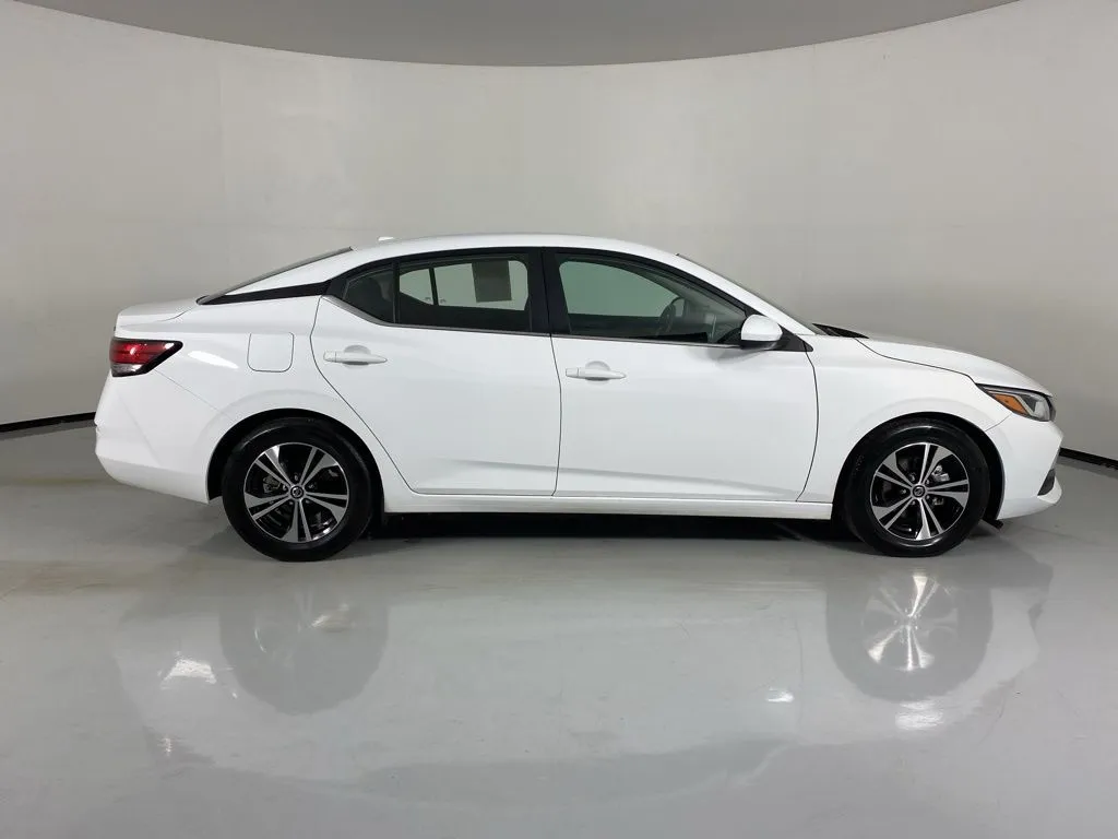 2023 Nissan Sentra SV - Photo 8