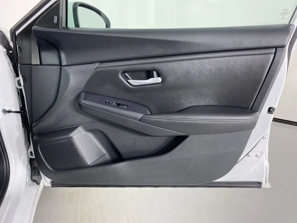 2023 Nissan Sentra SV - Photo 38