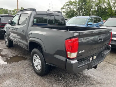 More photos of 2019 Toyota Tacoma SR at MAG Auto - Munsterman Automotive Group, MO