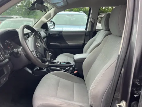 More photos of 2019 Toyota Tacoma SR at MAG Auto - Munsterman Automotive Group, MO