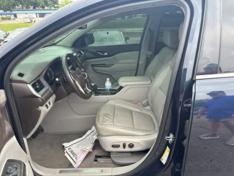 More photos of 2017 GMC Acadia SLT-1 at MAG Auto - Munsterman Automotive Group, MO