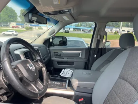 More photos of 2013 Ram 1500 SLT at MAG Auto - Munsterman Automotive Group, MO