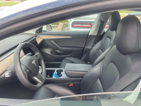 More photos of 2022 Tesla Model 3 Long Range at MAG Auto - Munsterman Automotive Group, MO