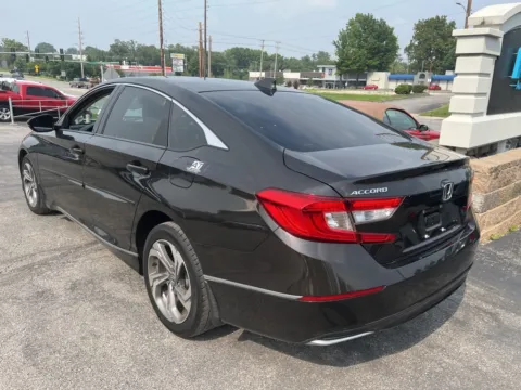 More photos of 2018 Honda Accord EX-L at MAG Auto - Munsterman Automotive Group, MO
