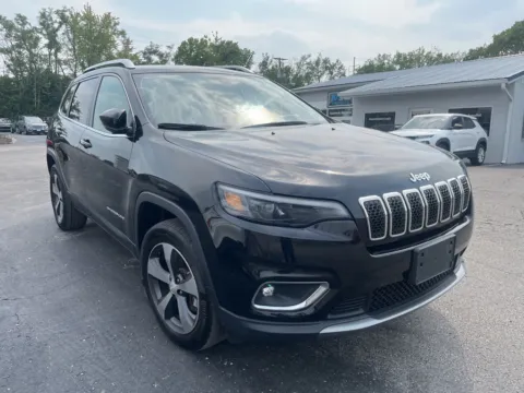 Photos of 2019 Jeep Cherokee Limited for sale in Blue Springs, MO at MAG Auto - Munsterman Automotive Group