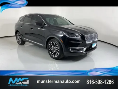 Black 2019 Lincoln Nautilus Reserve for sale in Blue Springs, MO