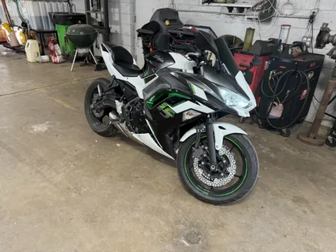 Photos of 2022 Kawasaki Ninja motorcycle for sale in Blue Springs, MO at MAG Auto - Munsterman Automotive Group