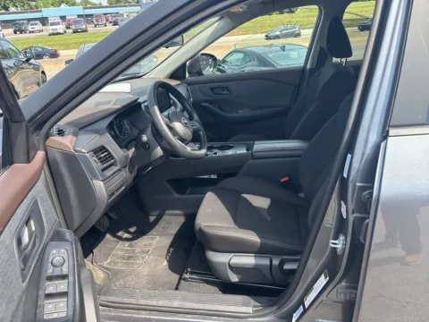 More photos of 2023 Nissan Rogue S at MAG Auto - Munsterman Automotive Group, MO
