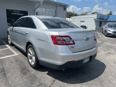 More photos of 2017 Ford Taurus SE at MAG Auto - Munsterman Automotive Group, MO