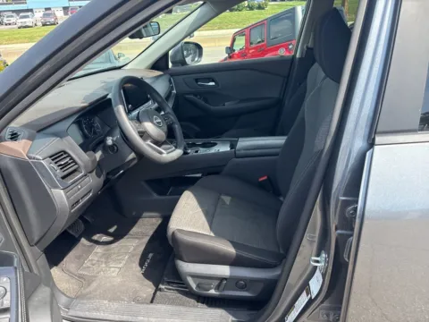 More photos of 2023 Nissan Rogue SV at MAG Auto - Munsterman Automotive Group, MO