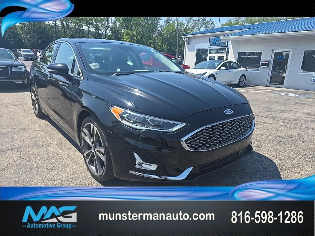 Black 2020 Ford Fusion Titanium for sale in Blue Springs, MO
