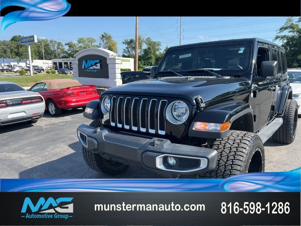 Black 2019 Jeep Wrangler Unlimited Sahara for sale in Blue Springs, MO