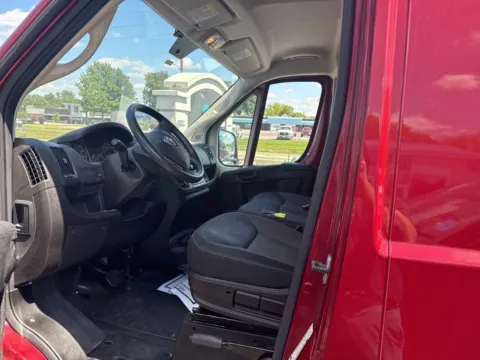 More photos of 2019 Ram ProMaster 1500 Low Roof at MAG Auto - Munsterman Automotive Group, MO