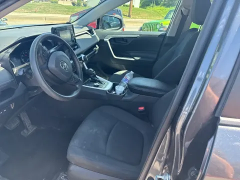 More photos of 2021 Toyota RAV4 Hybrid LE at MAG Auto - Munsterman Automotive Group, MO