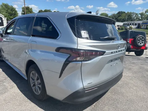 Another view of 2023 Toyota Sienna LE for sale in Blue Springs, MO at MAG Auto - Munsterman Automotive Group
