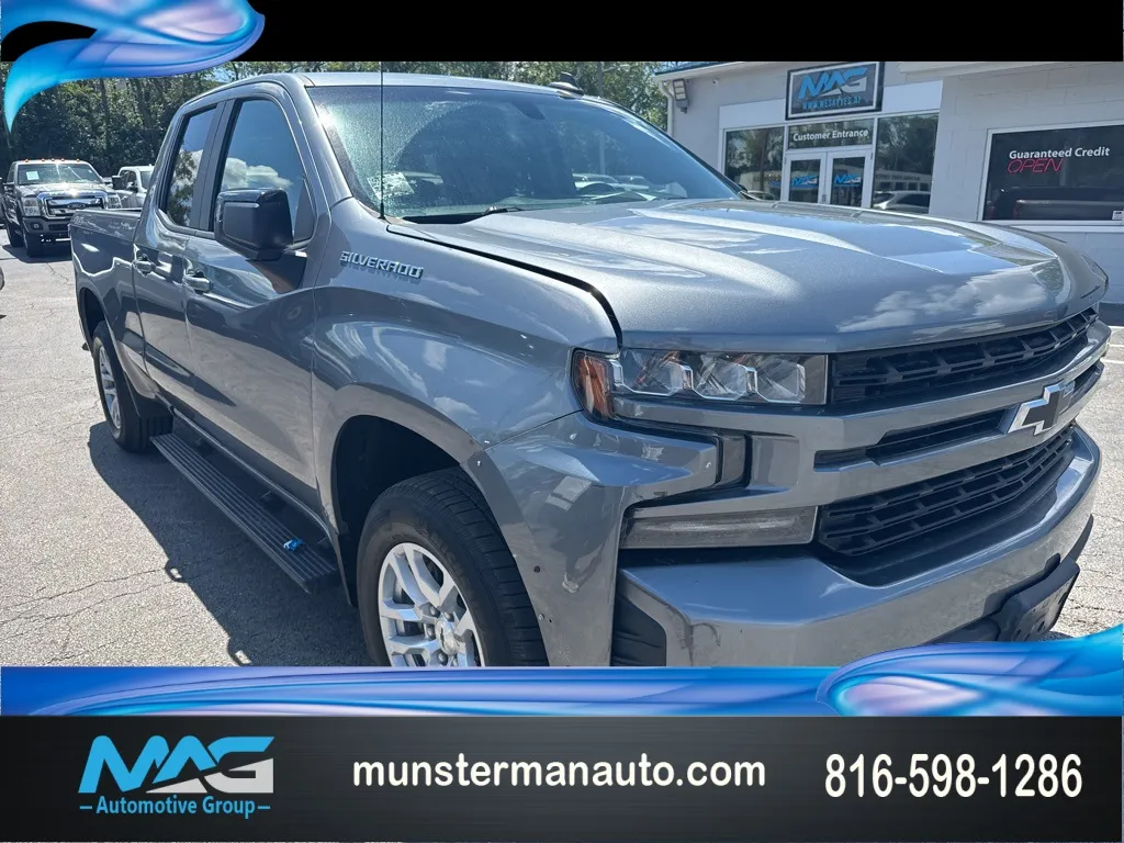 Gray 2019 Chevrolet Silverado 1500 RST for sale in Blue Springs, MO