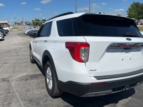 More photos of 2022 Ford Explorer XLT at MAG Auto - Munsterman Automotive Group, MO