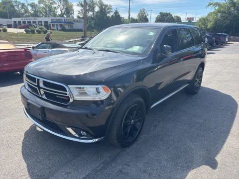 Photos of 2019 Dodge Durango SXT for sale in Blue Springs, MO at MAG Auto - Munsterman Automotive Group
