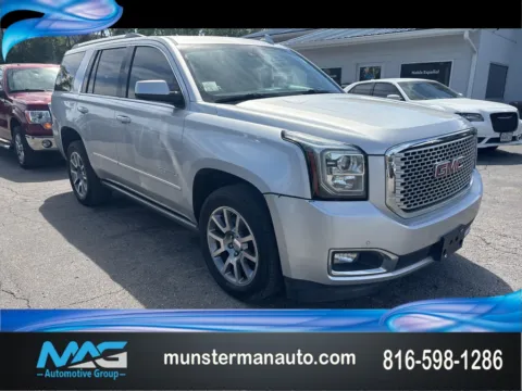 Silver 2016 GMC Yukon Denali for sale in Blue Springs, MO