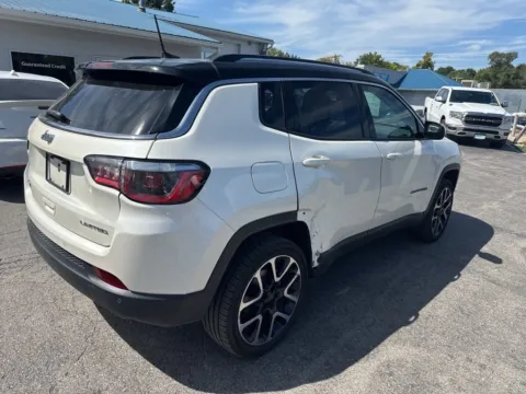 Photos of 2018 Jeep Compass Limited for sale in Blue Springs, MO at MAG Auto - Munsterman Automotive Group