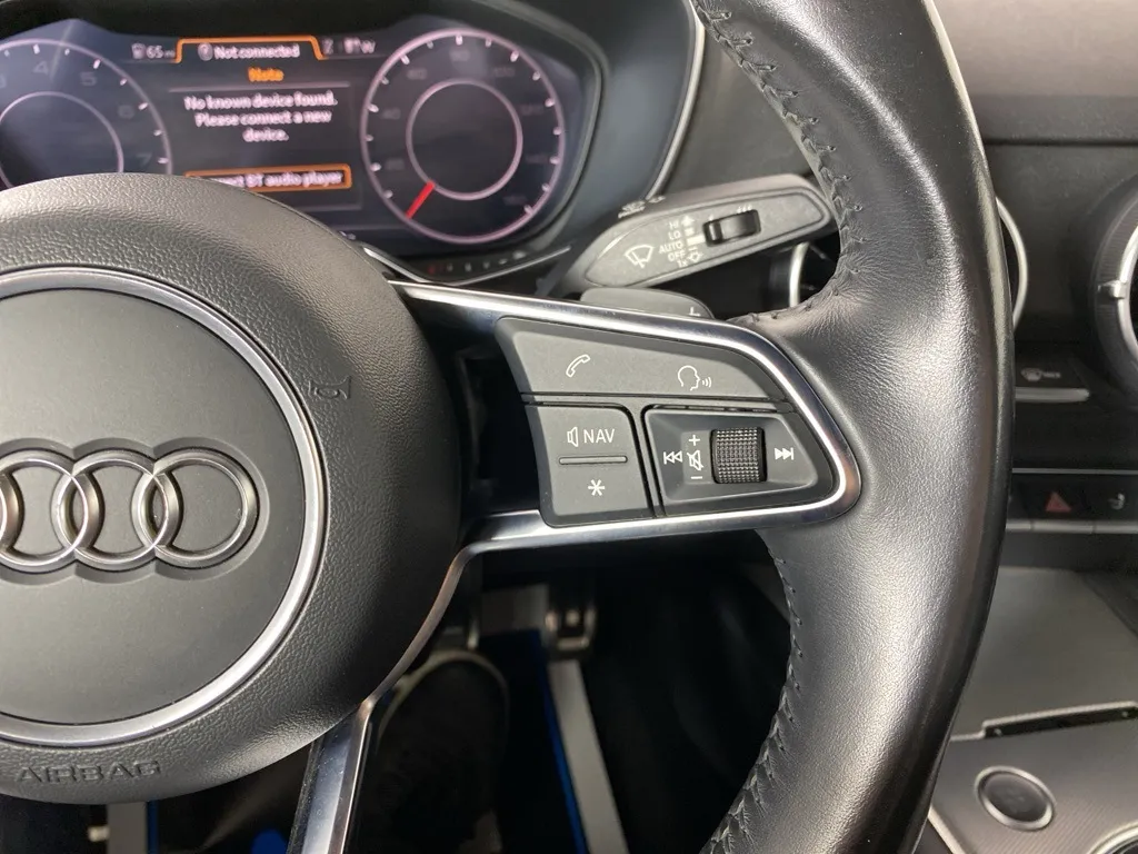 2016 Audi TT 2.0T Roadster photo 9
