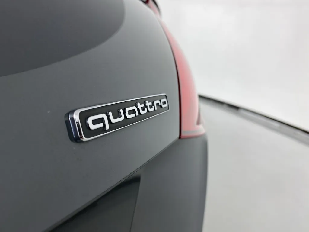 2016 Audi TT 2.0T Roadster photo 22