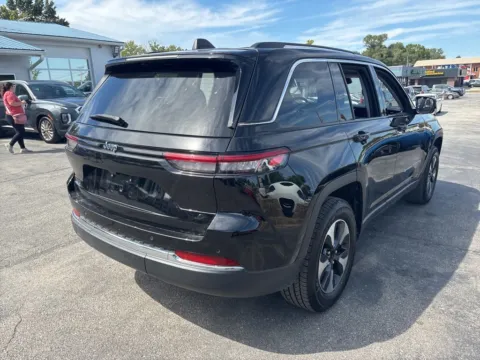 More photos of 2023 Jeep Grand Cherokee 4xe at MAG Auto - Munsterman Automotive Group, MO