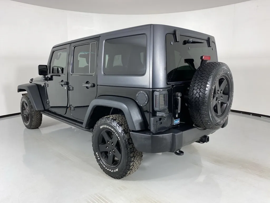 2016 Jeep Wrangler Unlimited Sport photo 4
