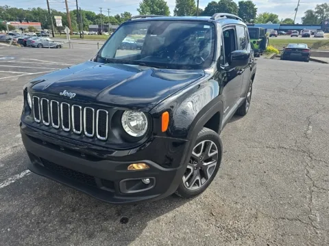 Photos of 2016 Jeep Renegade Latitude for sale in Blue Springs, MO at MAG Auto - Munsterman Automotive Group