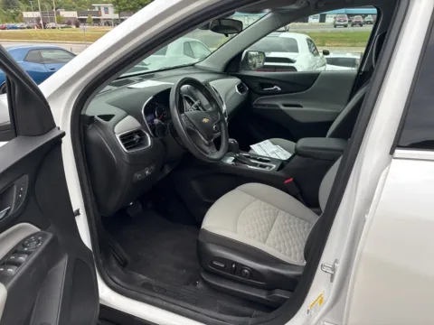 More photos of 2020 Chevrolet Equinox LT at MAG Auto - Munsterman Automotive Group, MO