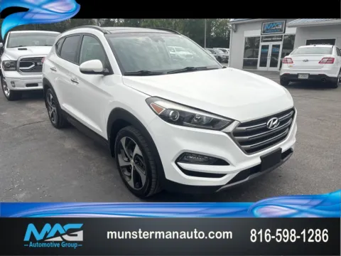 White 2016 Hyundai Tucson Limited for sale in Blue Springs, MO