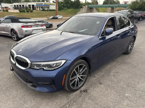 Photos of 2020 BMW 3 Series 330i xDrive for sale in Blue Springs, MO at MAG Auto - Munsterman Automotive Group