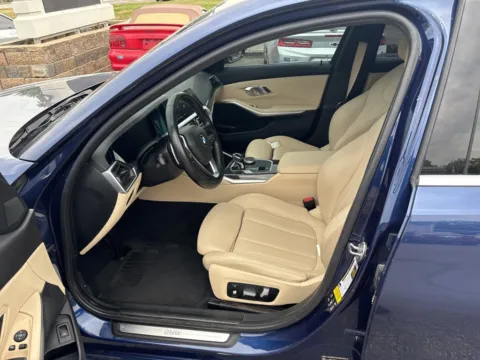 More photos of 2020 BMW 3 Series 330i xDrive at MAG Auto - Munsterman Automotive Group, MO