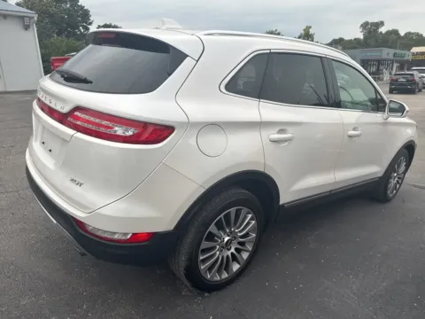 Photos of 2018 Lincoln MKC Reserve for sale in Blue Springs, MO at MAG Auto - Munsterman Automotive Group