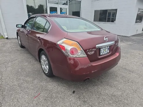Another view of 2010 Nissan Altima 2.5 S for sale in Blue Springs, MO at MAG Auto - Munsterman Automotive Group